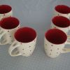 6 Mugs vintage en céramique à pois rouges