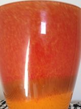 vase de 1970 en verre teinté orange 