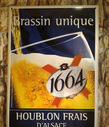 Plaque émaillée bière 1664 édition limitée