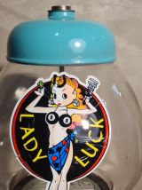 Distributeur a bonbon chewing gum, bonbonniere en fonte et v