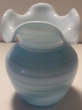 vase en verre souffle bleu et blanc