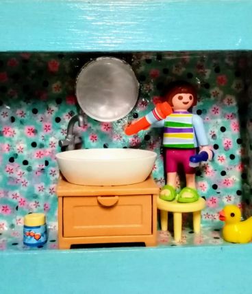 Cadre salle de bains Playmobil avec canard jaune