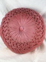 Grand coussin rond en velour rose - années 60 - art populair