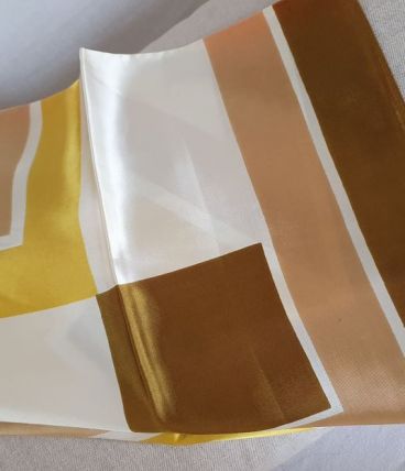 Foulard vintage à motifs géométriques