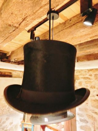 Lustre chapeau haut de forme