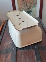 basculle vintage, qques traces de rouille sur le plateau