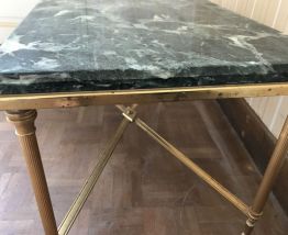 Table basse en marbre vert des Alpes des annèes 50/60