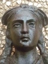 buste  femme  , alsace , en  fonte