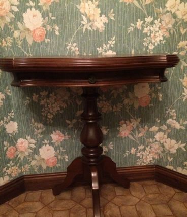 Console - table de jeux (80x80cm )