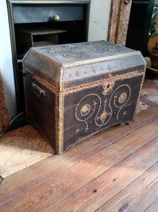 Coffre ancien
