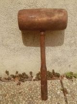 gros maillet en bois,ancien , vintage