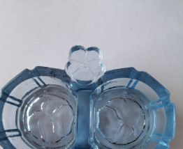 Ensemble à épices de couleur bleu en verre transparent 