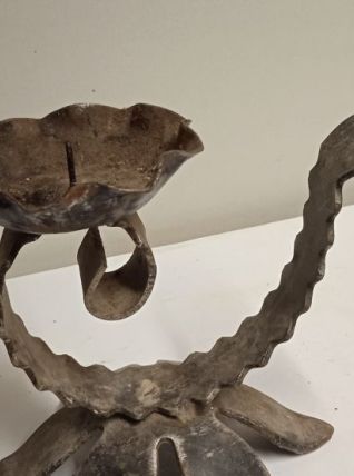 Baguette de chambre ancienne en métal forgé français.