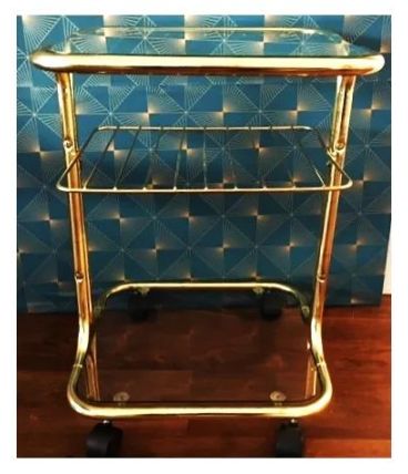 Desserte -Table basse  roulante dorée, 3 niveaux