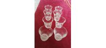 8 verres à liqueur 
