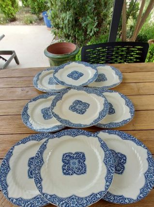 9 assiettes plates Gien 
