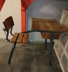 Vends bureau d'écolier enfant vintage