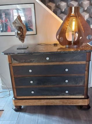 Commode 