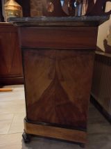 Commode 
