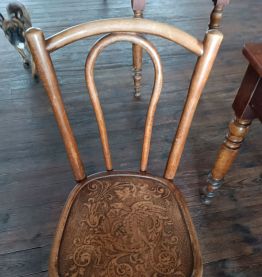 16 Chaises bistrot 