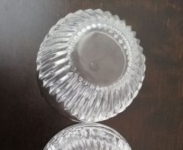 Sucrier, Bonbonnière pomme en verre ciselé