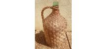 dame jeanne  recouverte  d'osier , vintage
