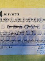 machine à écrire Olivetti Studio 45 avec certificat