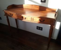 Console Coloniale