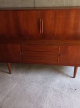 Enfilade haute vintage en teck par Svend Aage Larsen