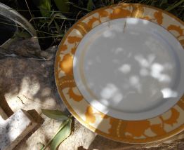 ASSIETTE ART DECO 1925-1930 JAUNE ET BLANC TRES BON ETAT 