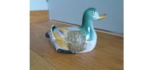 Canard vide-poche céramique barbotine signé YR