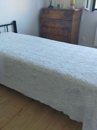dessus de lit ancien fait au crochet