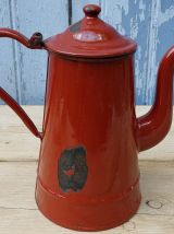 Cafetière émaillée marron
