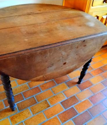 Table-ronde en chêne  ¤116 cm