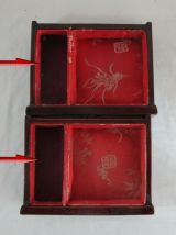 grande boite à bijoux Chinois en bois orné des plaques de ja