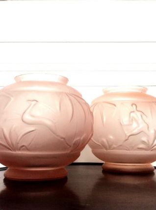 Vases boules art déco en verre rose 