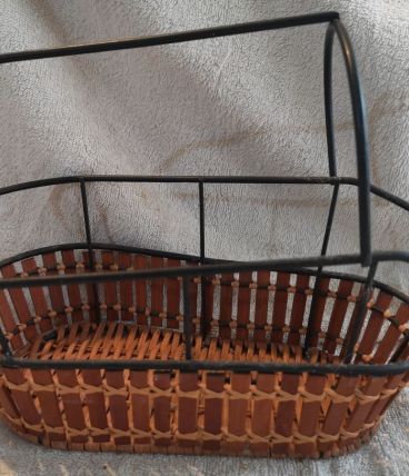 Porte bouteille métal et rotin 