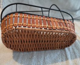 Porte bouteille métal et rotin 