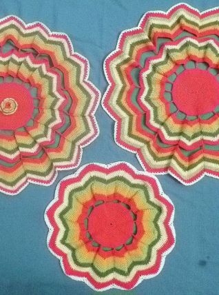 lot  de 3 napperonds au crochet, vintage
