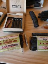 Lot vintage de fusains, crayons lithographiques