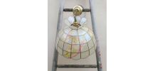 Suspension/lustre en nacre et en laiton