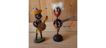 Décapsuleur personnage en bois et son second guitariste 