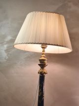  lampe style Napoléon.  en ceramique  peint abat jours  Prés