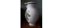 Vase vintage avec une décoration pot d'herboriste