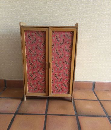 armoire mobilier de poupée