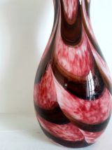 Vase en verre moderne rose 