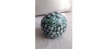 Presse papier vintage en terre cuite en forme de boule