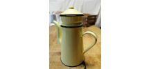 Cafetière en tôle émaillée