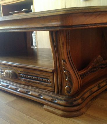 Table basse chêne a restaurer 
