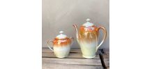 Théière et pot à sucre en porcelaine dégradée orange et nacr